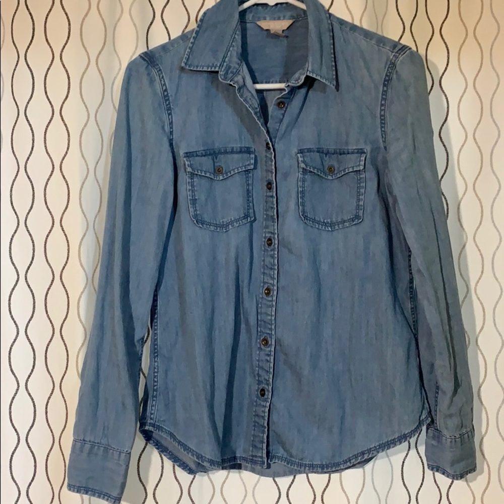Banana Republic chambray button down